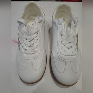 Project Cloud Irita Sneakers